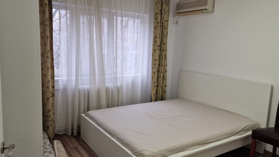 AP. 2 CAMERE TIMPURI NOI, BUCATARIE INCHISA, MOBILAT, METROU 7 MINUTE - Poză 3