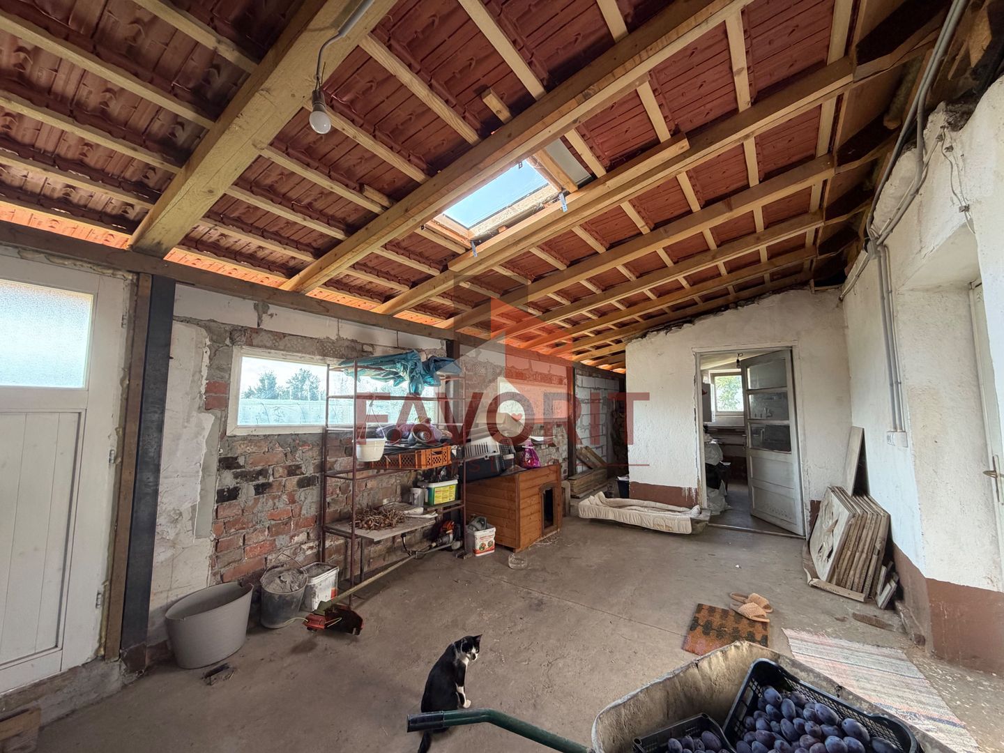 Casă +  teren 1.514 mp în Ianova | 4 camere | 2 băi - Poză 14