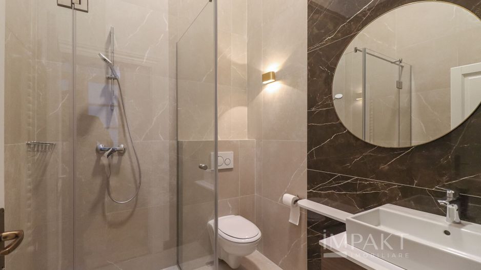 Apartament deosebit cu 4 camere in centrul orasului Cluj Napoca - Poză 16