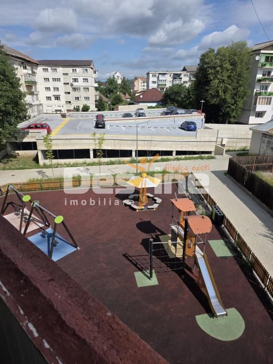 Apartament 2 camere, 2 balcoane, etaj intermediar, Bistrița - Poză 10