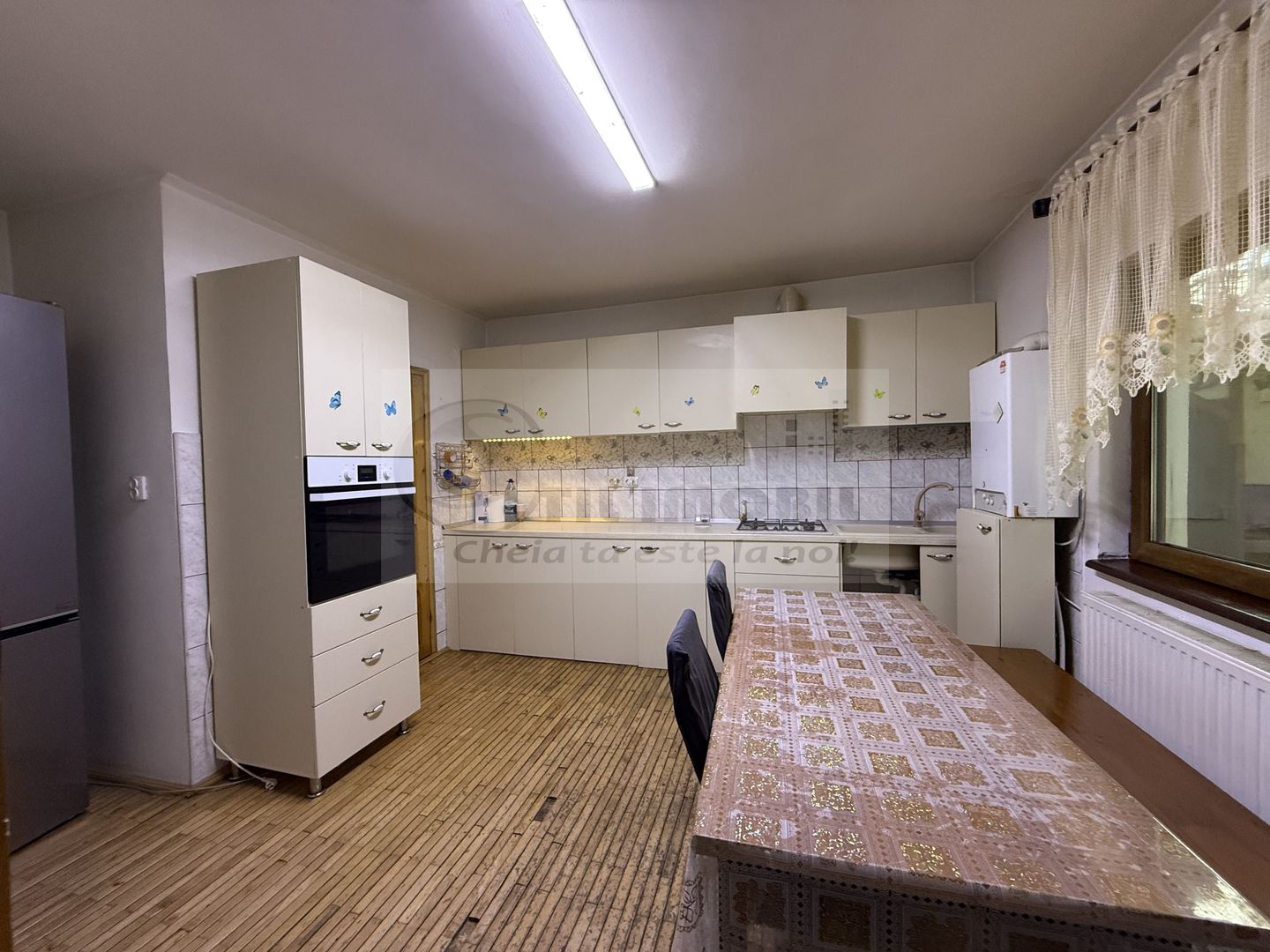 CASA INDIVIDUALA MOARA DE VANT S+P+M BECI GARAJ - Poză 1