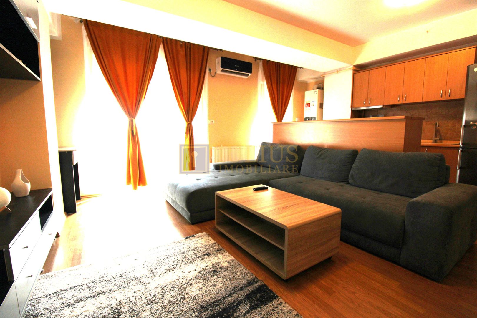 Apartament cu 3 camere in Girocului - Poză 2