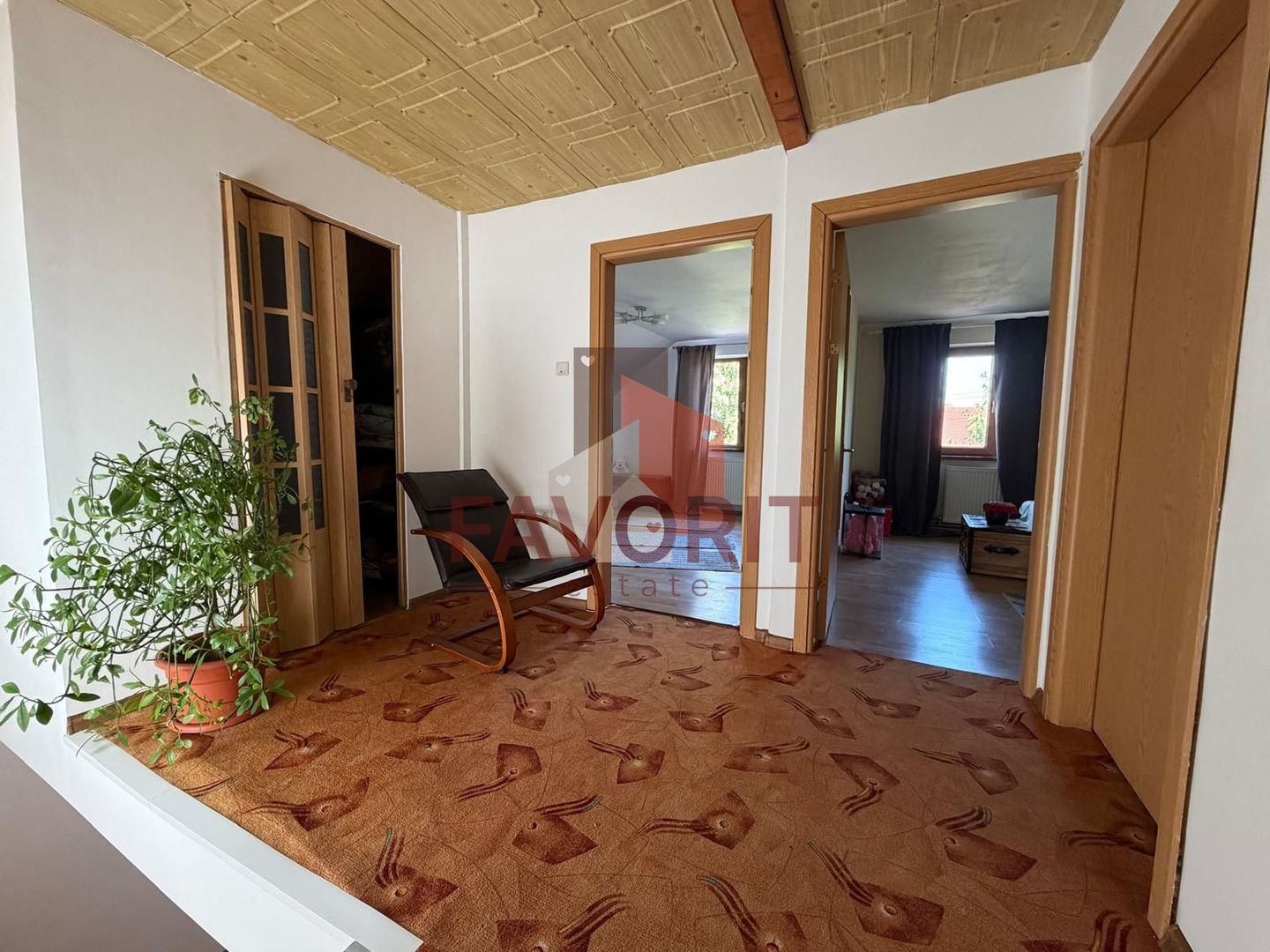 Individuala | 4 camere | Toate utilitatile | Mobilata | Asfalt | - Poză 9