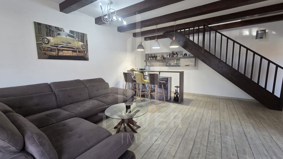 Casă Etaj + Mansardă de vânzare | Ultracentral - Sibiu - Poză 3