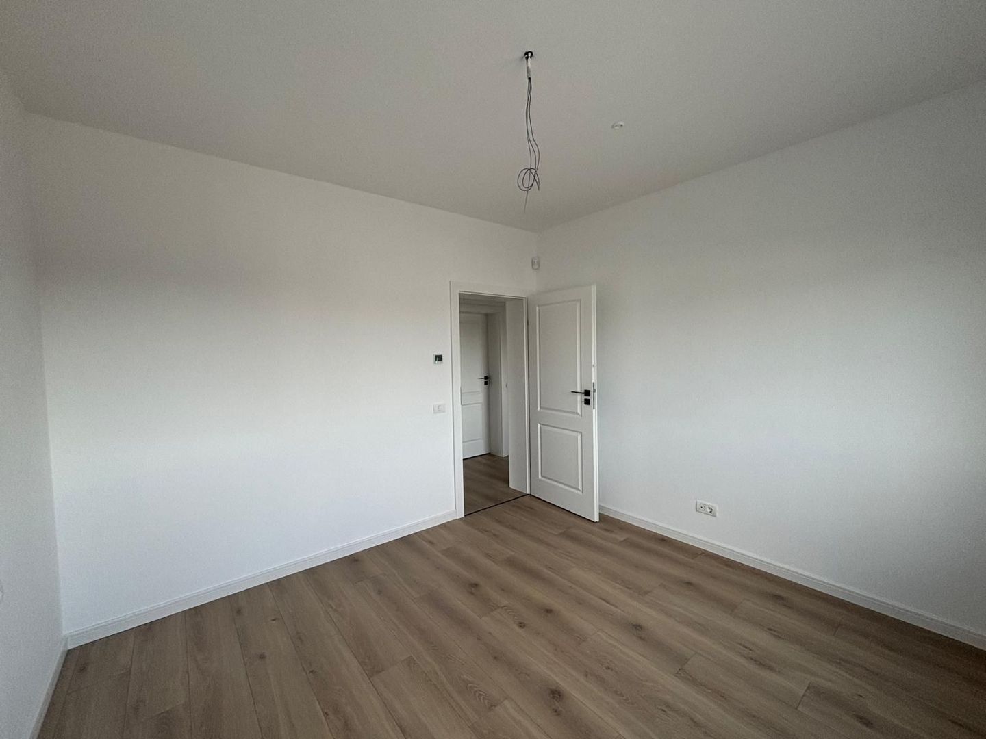 Casa de inchiriat in complex Green Future Snagov | Acces la lac Snagov - Poză 8