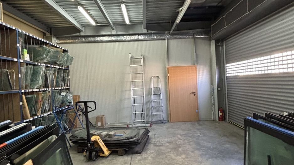 Hală,birourii/depozitare în zona Lugojului - Poză 7