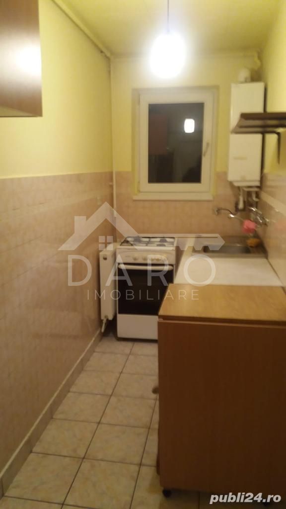 Apartament 2 camere decomandat - Poză 2