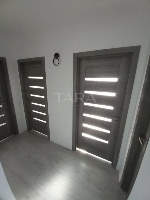 De vanzare apartament cu 3 camere in Floresti. - Poză 6