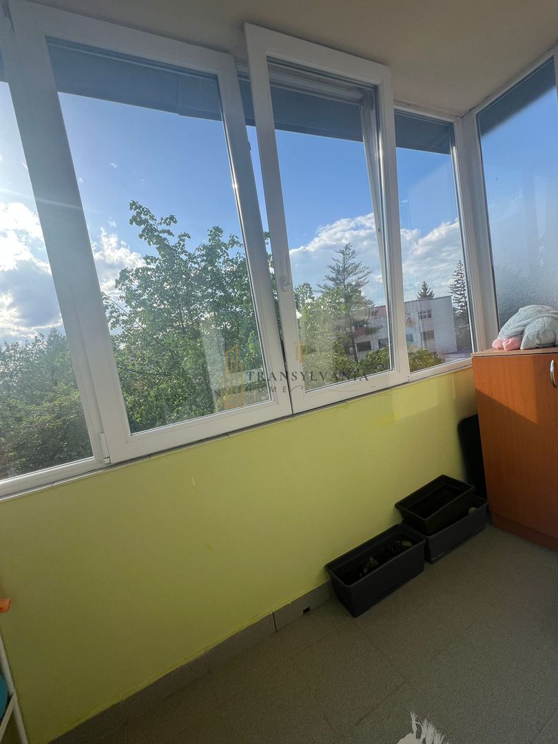 Apartament 3 camere, decomandat - Poză 12