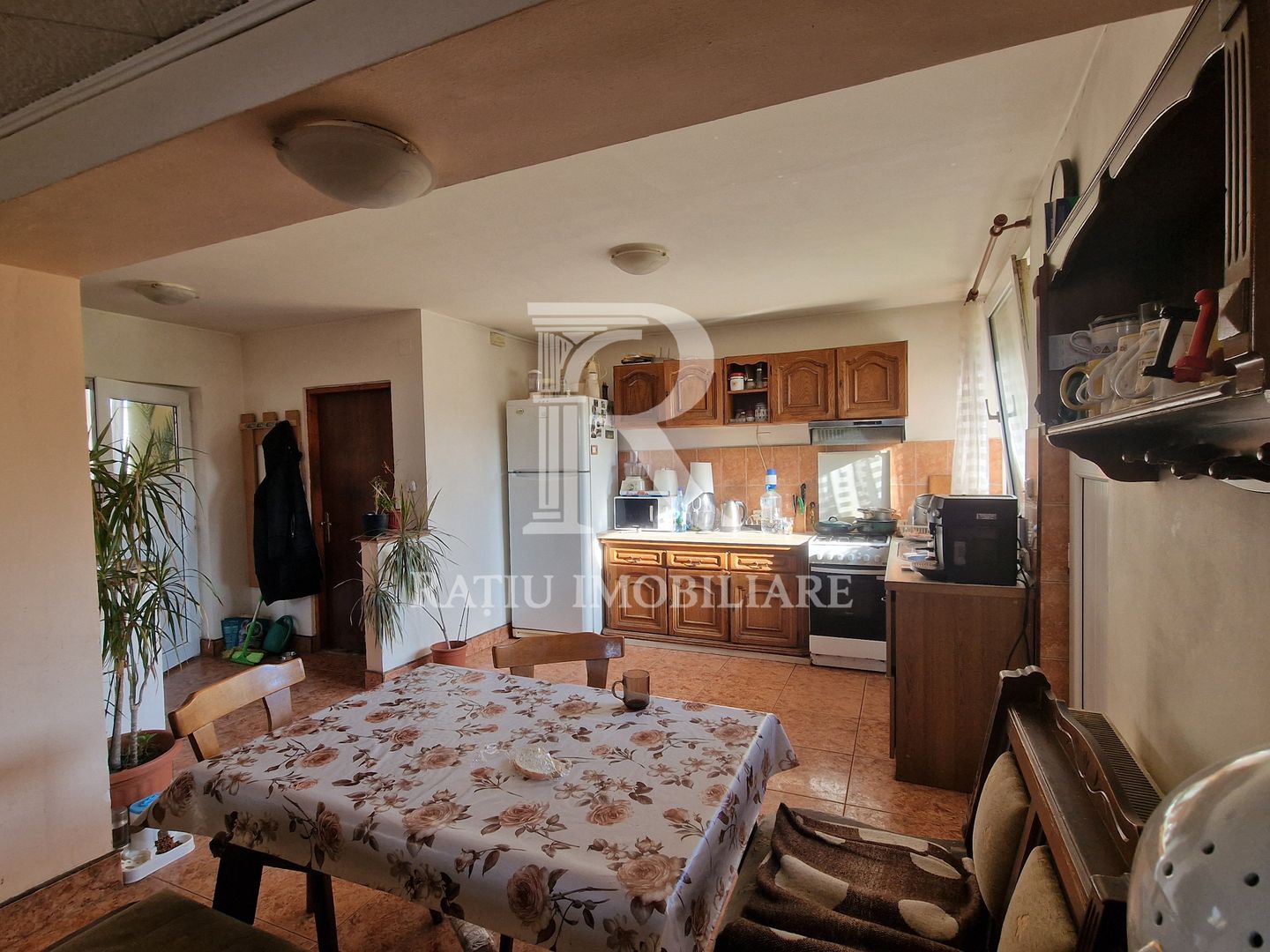 Casa cu 5 camere de vanzare | Iosia | Oradea. - Poză 4