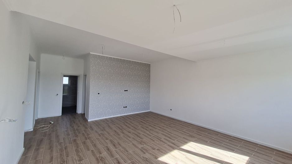 Casa individuala pe parter cu teren de 687 mp - Poză 7