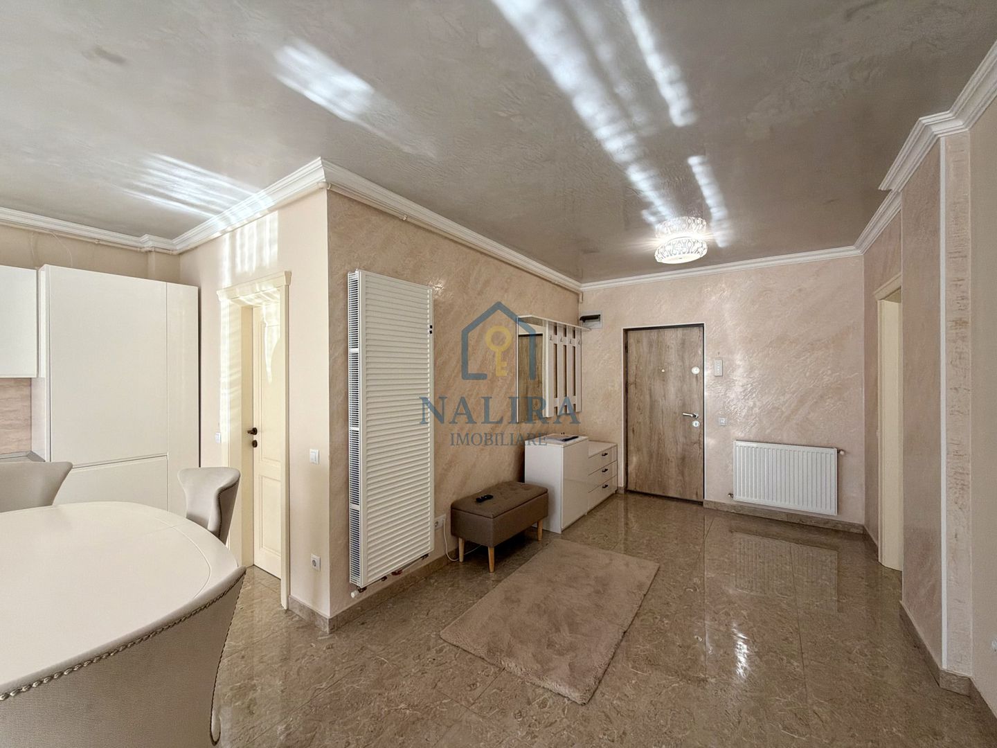 Apartament exclusivist cu 2 camere, loc de parcare - Poză 7