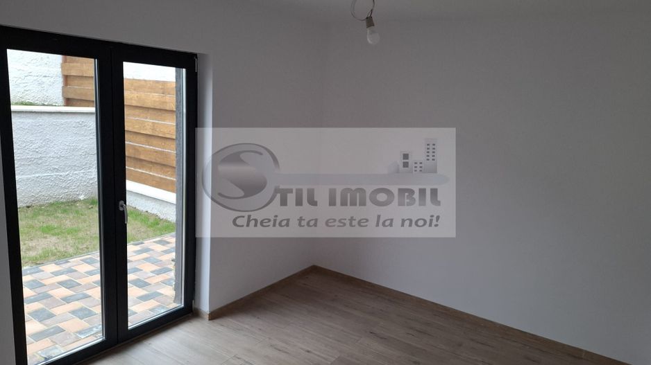 Casa tip Duplex in Valea Adanca 150 000 euro - Poză 12