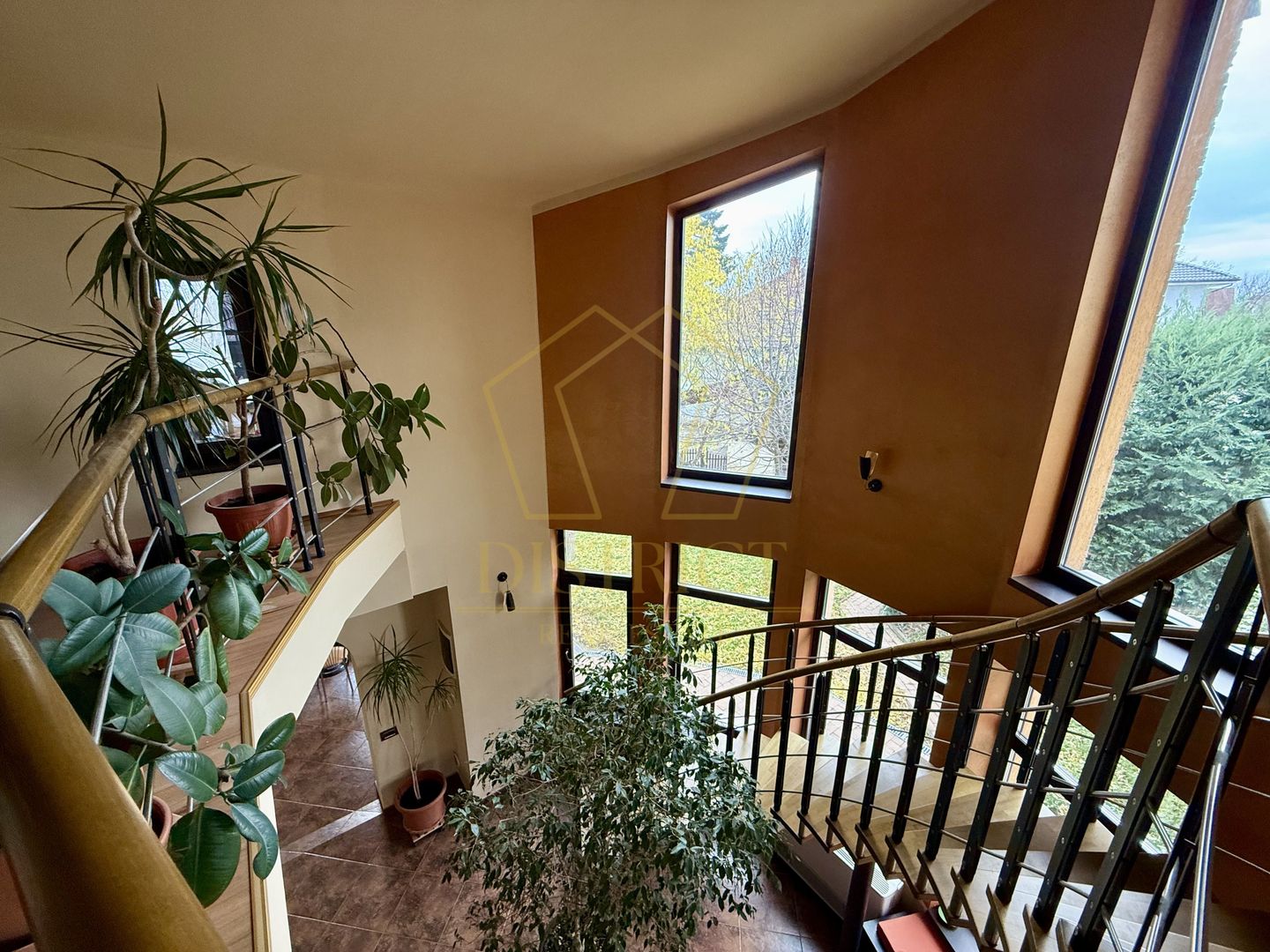 Vila impresionanta cu teren de 1431mp | Dumbravita - Poză 4