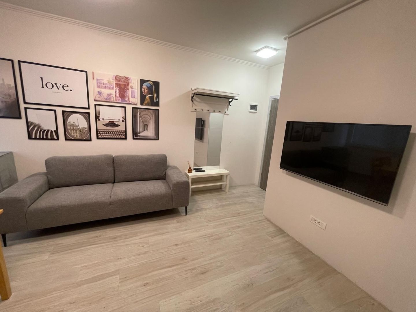 Giroc-Eso | 3 camere | Loc de parcare | Prima inchiriere - Poză 2