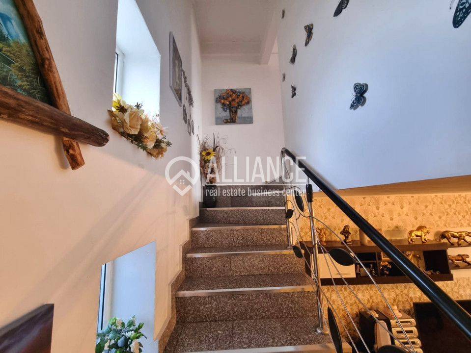 Brătianu Constanta(COD 07) Vila -  P+1+M cu 7 camere - Poză 14