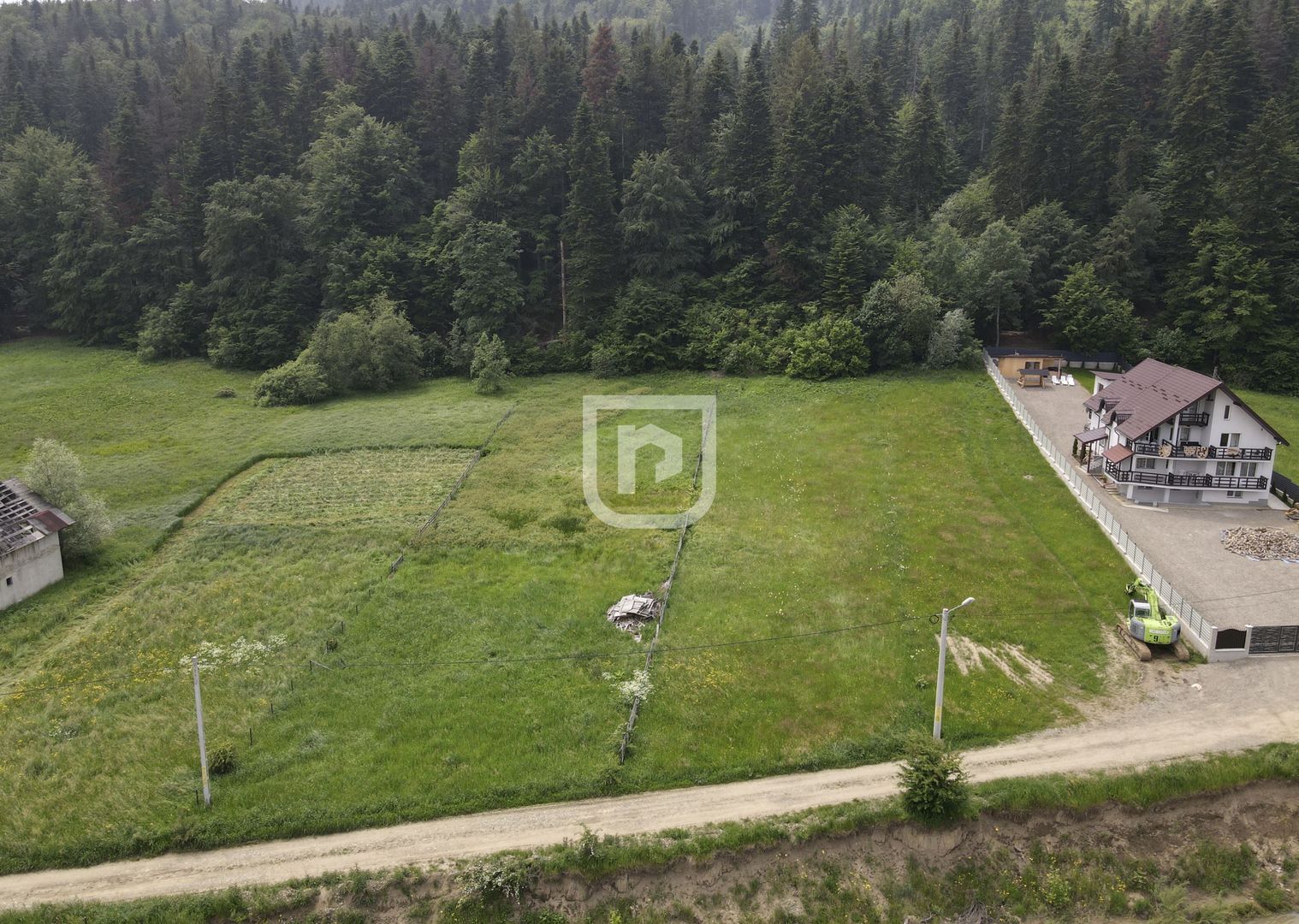 Teren 67 ari INTRAVILAN Voronet Gura Humorului - Poză 2