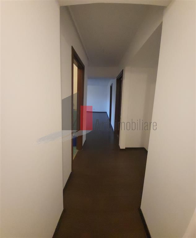 Apartament 3 camere Vitan metrou Mihai Bravu - Poză 22