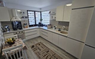 Duplex premium cu 3 dormitoare | Curte amenajată | Zonă de case - Poză 8