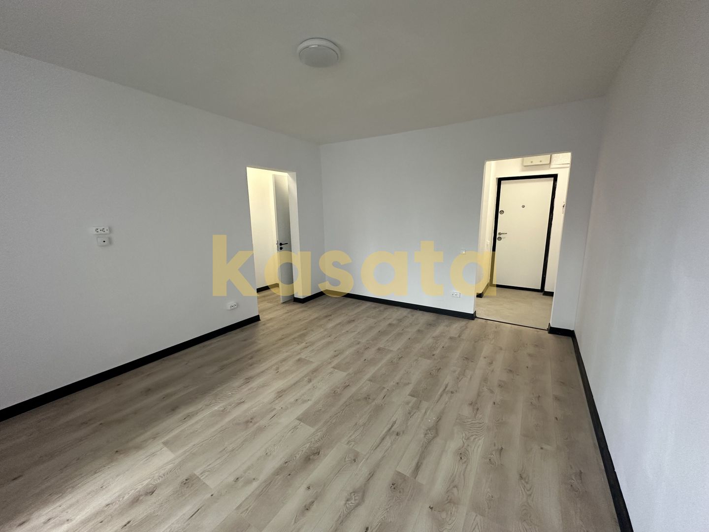 2 Camere | Etaj Intermediar | Renovare 2025 | Instalatii Noi - Poză 8