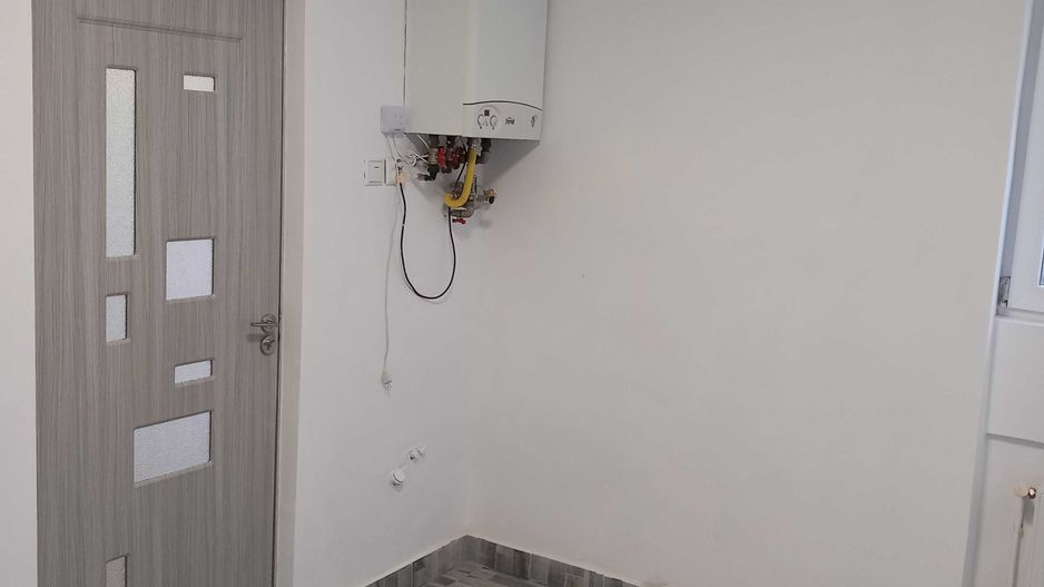 vand casa in cartierul titulescu - Poză 3