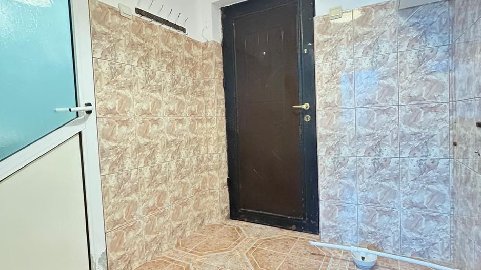 CET - Garsoniera | piata Cet | libera | etaj 3 - Poză 10