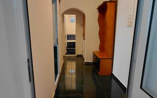 De inchiriat apartament 2 dec ,et 1, Micro 20 mobilat si utilat - Poză 5