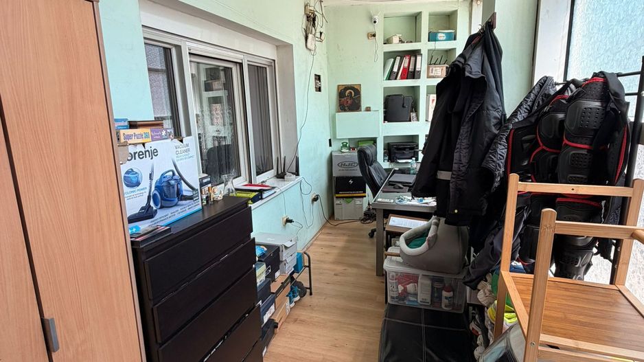 URGENT!, teren cu dubla deschidere,  casa reconditionata, NEGOCIABIL - Poză 12