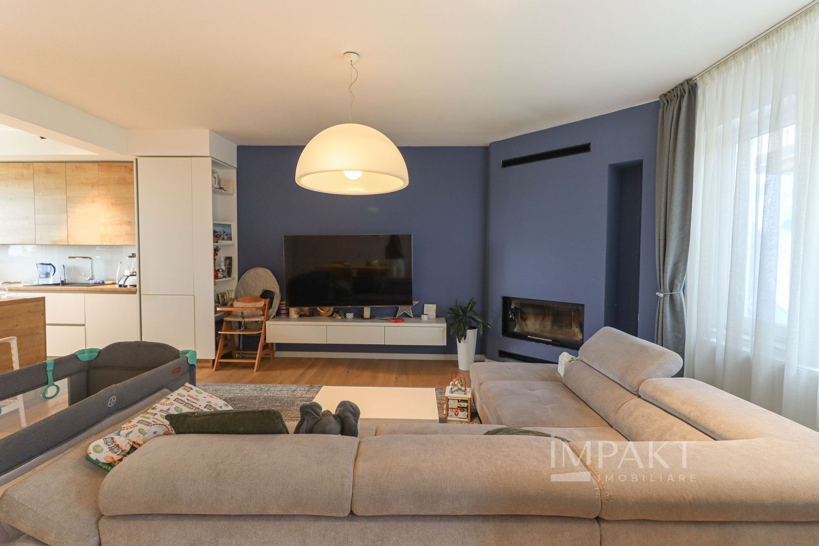 Casa cuplata minunata de vanzare, situata in cartier Voronet! - Poză 1