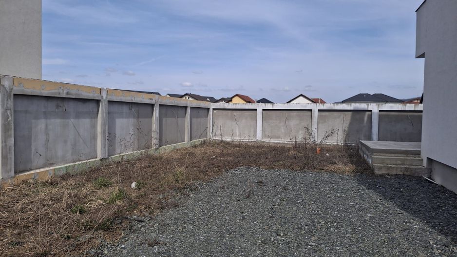 Casa duplex cu garaj, Selimbar, Sibiu - Poză 2