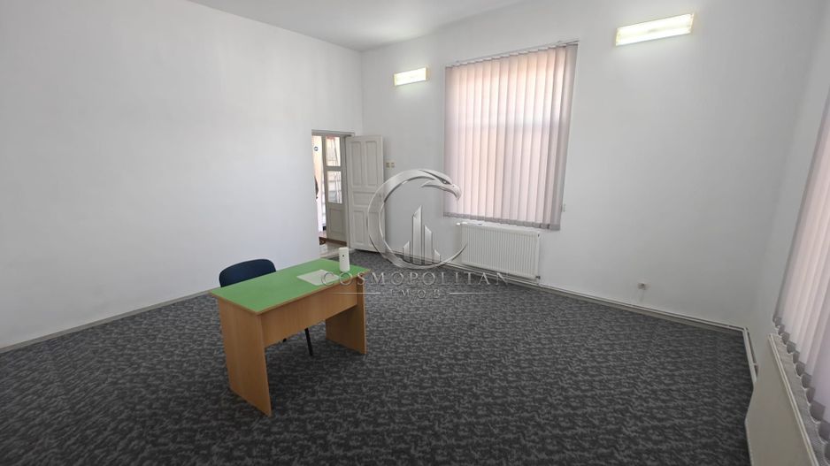 Casa Spatiu comercial zona ISJ Buzau 160mp Pret: 110.000 - Poză 9