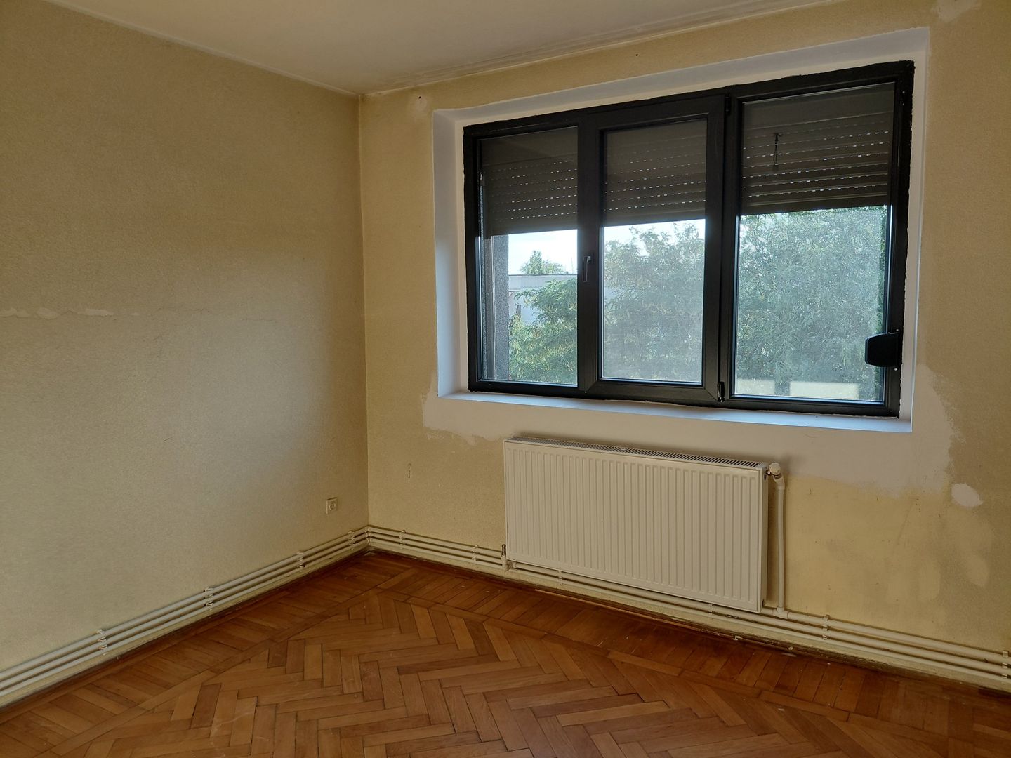 Apartament 2 camere, Tiglina 2, etaj 4,  balcon mare, liber! - Poză 16