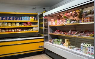 AFACERE LA CHEIE | MAGAZIN CU CLIENTELĂ FORMATĂ | VELENȚA | ORADEA - Poză 2