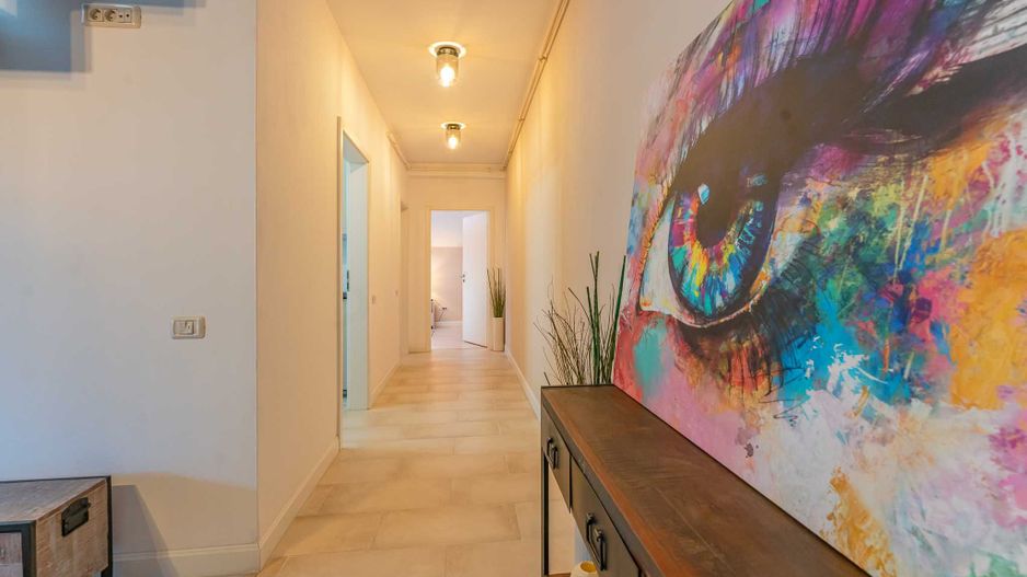 Locuință modernă cu loc de parcare, disponibilă în Sânpetru Residence - Poză 8