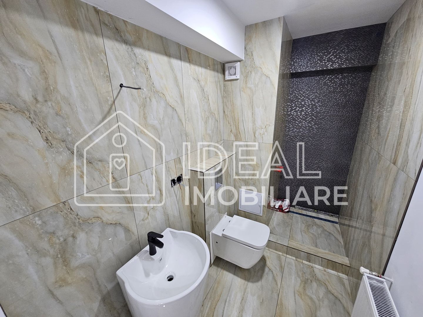 Apartament cu 3 camere si terasa LA CHEIE, 112 mp utili, zona Turnisor - Poză 13