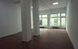 Spațiu comercial de închiriat în Oradea, zona Rogerius - Poză 1