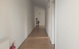 Spatiu comercial central - Poză 4