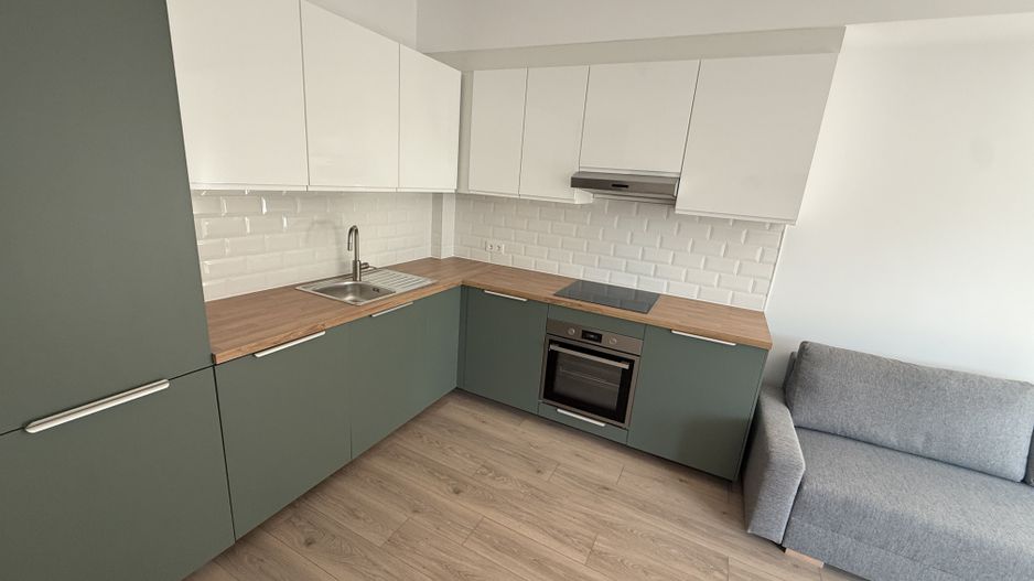 AP. 2 CAMERE- QUARTIER AZUGA, PARCARE SUBTERANA, CENTRALA, BLOC NOU - Poză 1