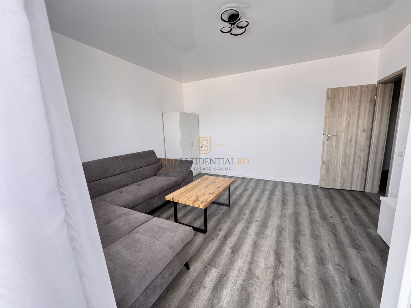Apartament 2 camere mobilat si utilat, etaj 1,  parcare, Confort Urban - Poză 3