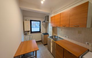 Garsonieră modernă 30 mp, Str. Cooperativei, cu balcon și parcare - Poză 6