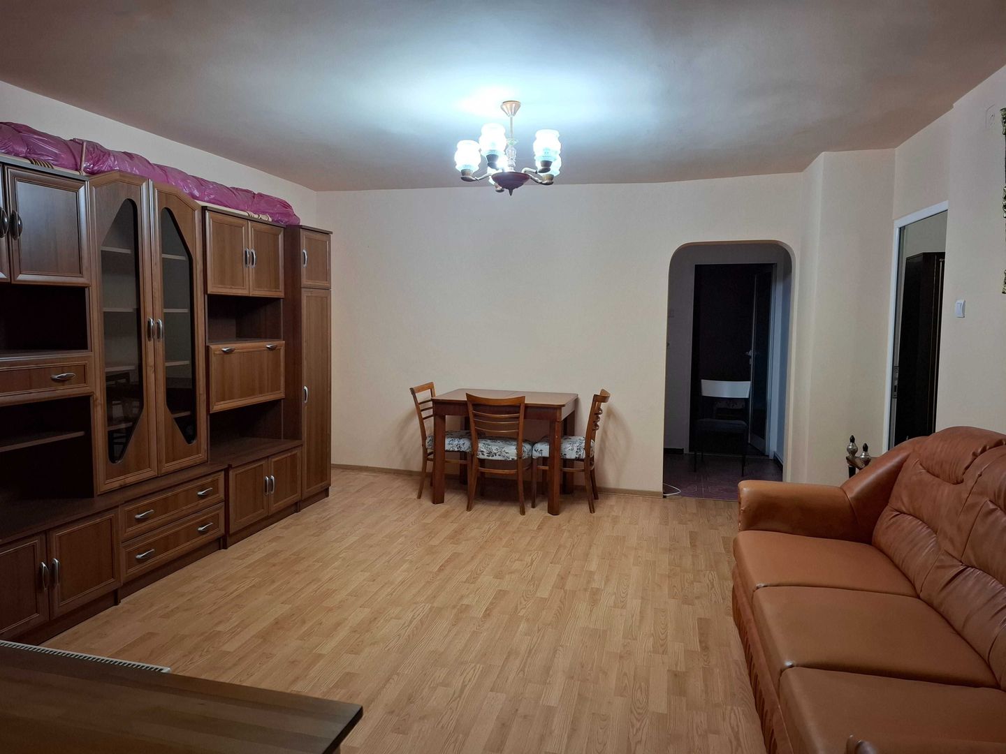 Bucovina | 2 Camere | Centrala Proprie | Mobilat si Utilat - Poză 1