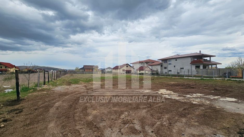 Teren intravilan de vanzare, Alba-Micesti - Poză 1