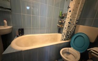 2 camere | centrala proprie | mobilat si utilat | gradina | zona excelenta | - Poză 11