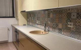 Apartament 3 camere de inchiriat - Poză 1