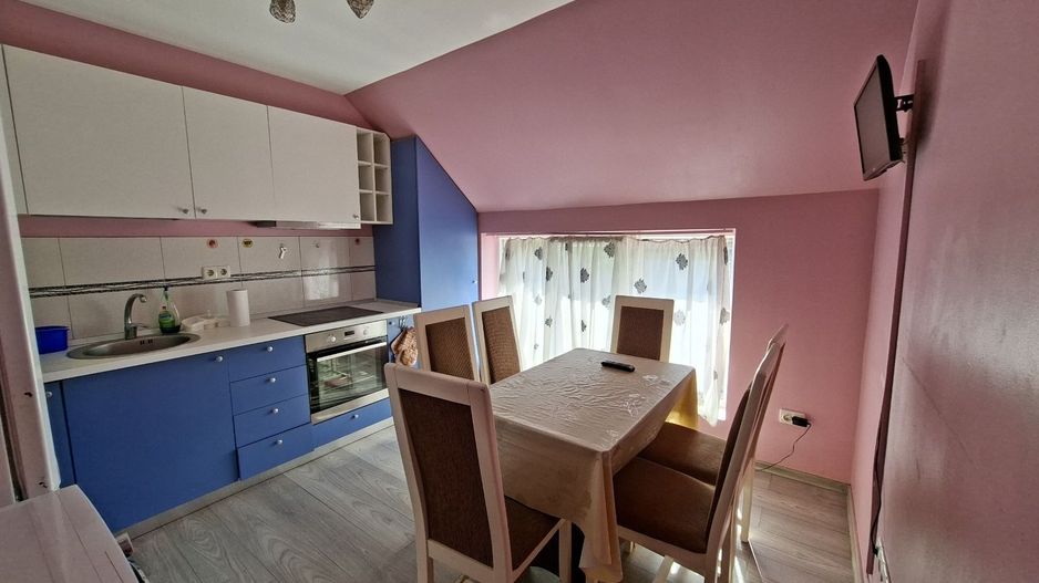 Apartament cu 3 camere pe două etaje-Zona Lipovei - Poză 4