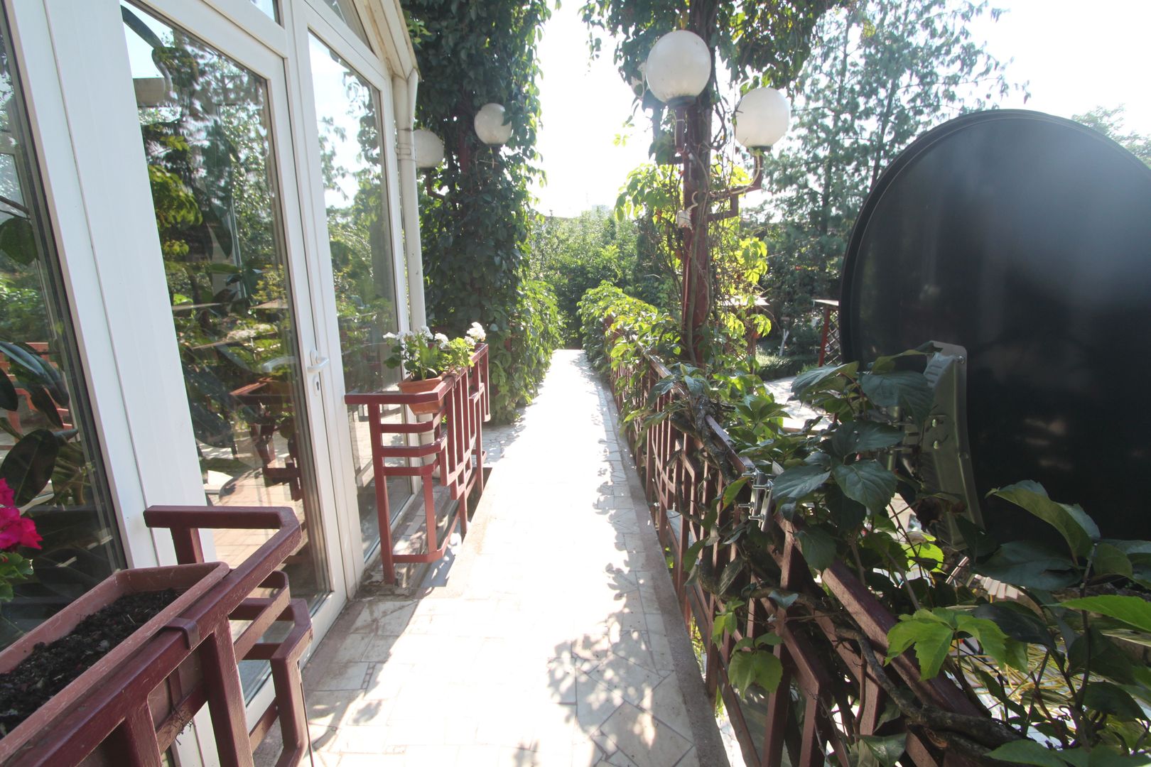 Casă / Vilă cu 8 camere de vânzare în zona Semicentral - Poză 59