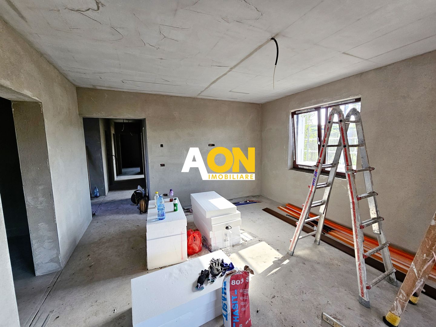 Casa la gri ( semifinisata ), 4 camere, 668 mp teren, com. Ciugud - Poză 10