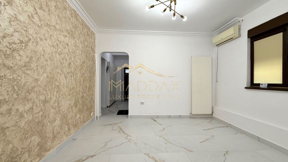 Spatiu comercial *3 camere* // Piata Dorobantilor - Poză 2