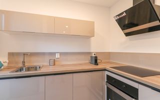 Apartament aflat la prima inchiriere, zona Parcului Central. - Poză 6