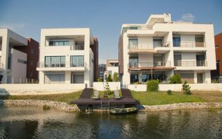 Vilă modernă cu grădină și terasă - București. - Poză 4